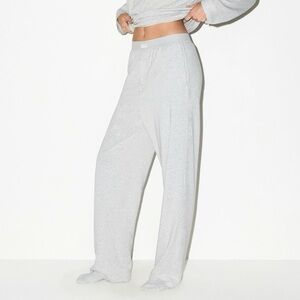 SKIMS NWT Boyfriend Loose Knit Pants - Light Heather Grey - Small